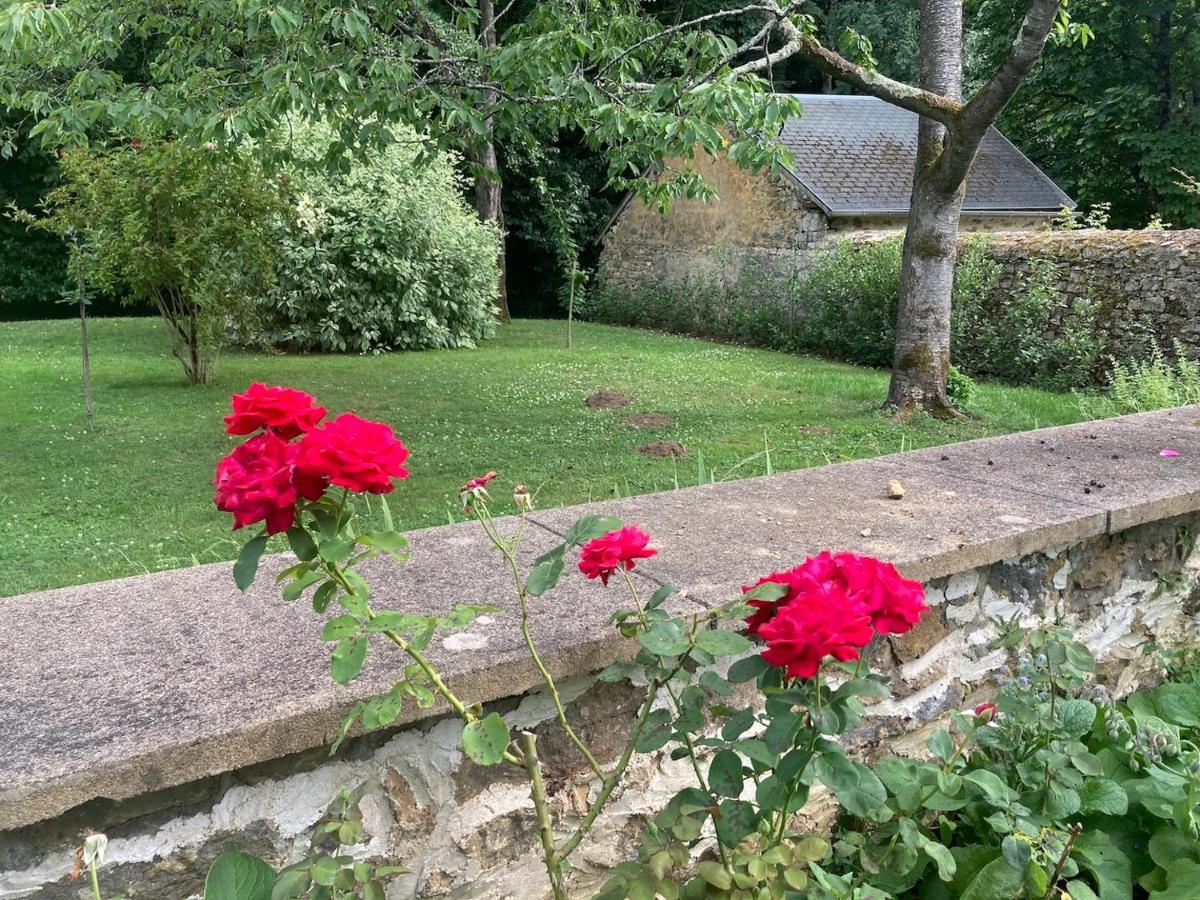 Bed and Breakfast Le Poulailler Loué Exterior foto